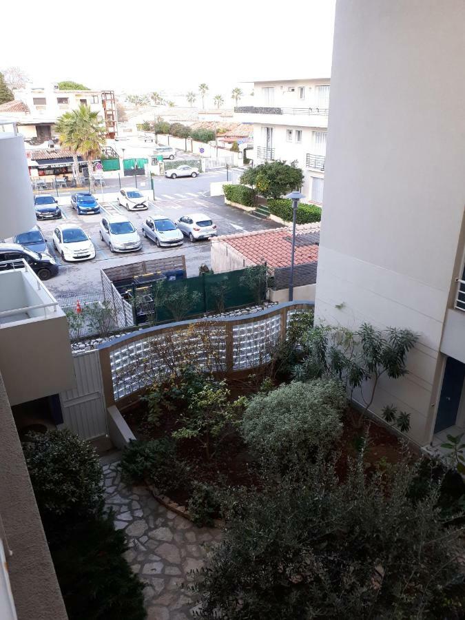 F2 Immeuble Les Pieds Dans L'Eau Villeneuve-Loubet Exterior foto